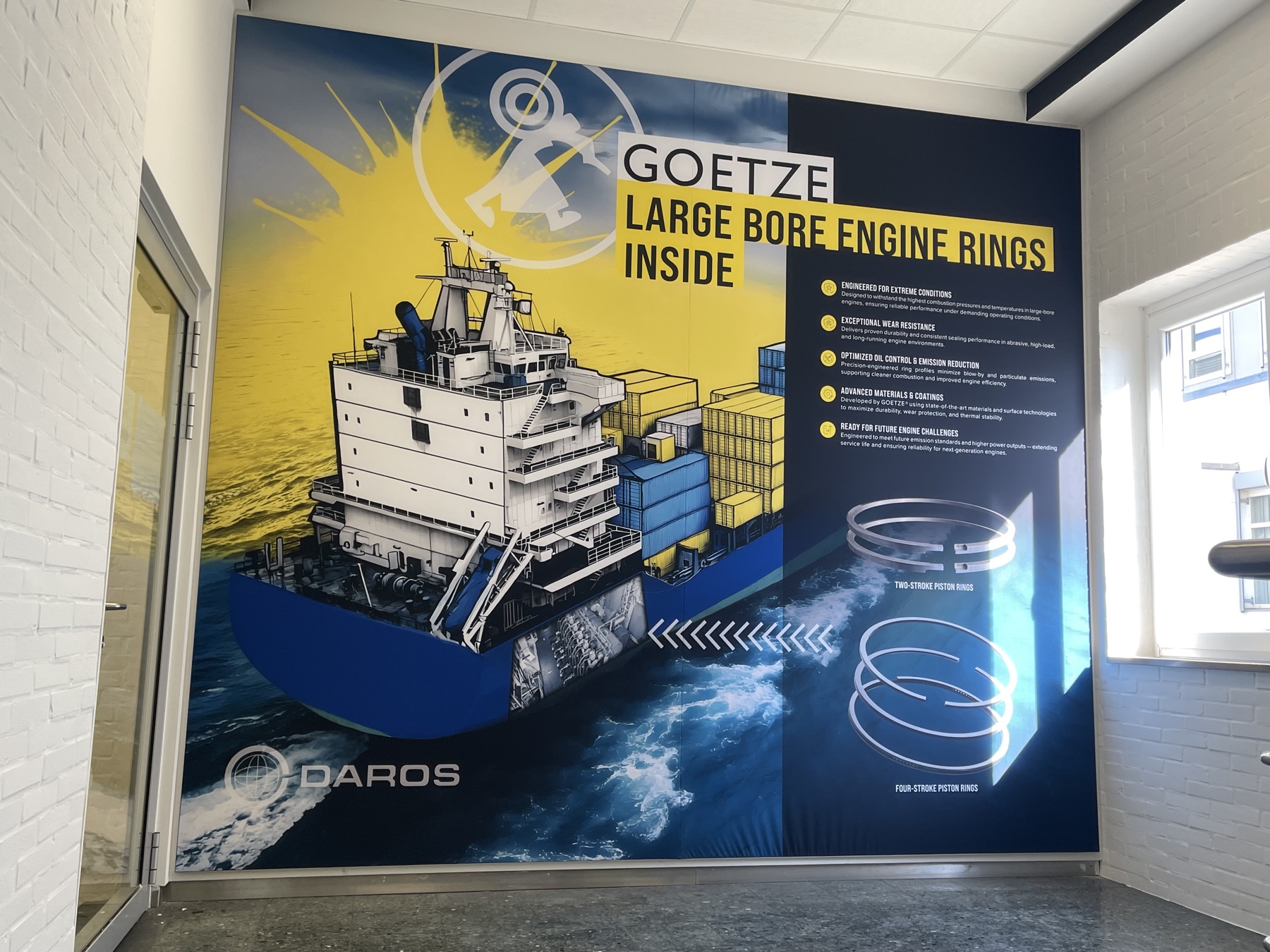Goetze, Gestaltung von Hauptgebäude, Aufgang zur Kantine und Pforte, Bild 2 von 14