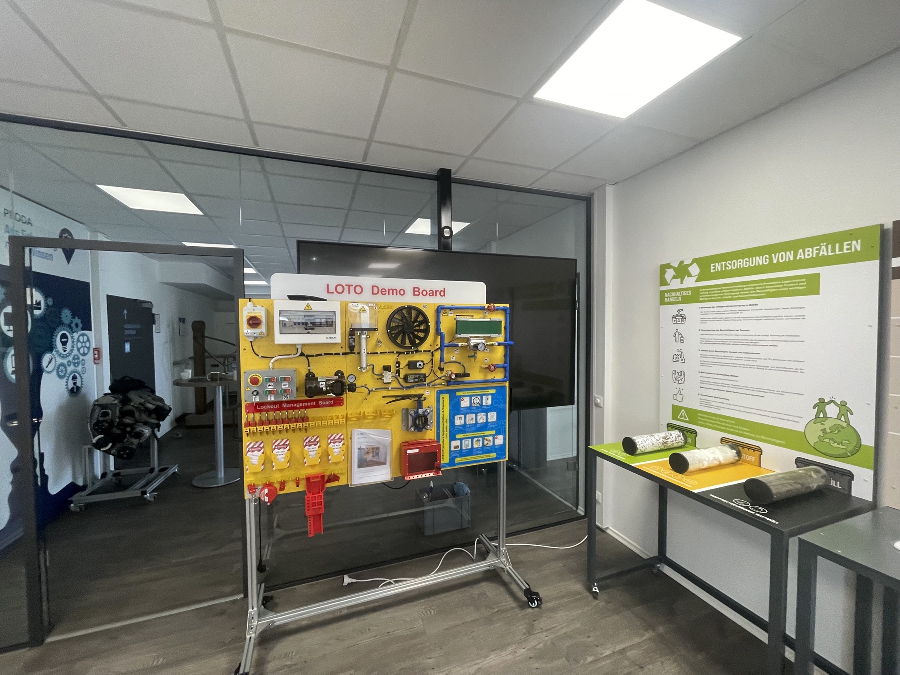 Tenneco, Safety Dojo, ein Schulungsraum für Arbeitssicherheit, Bild 10 von 11